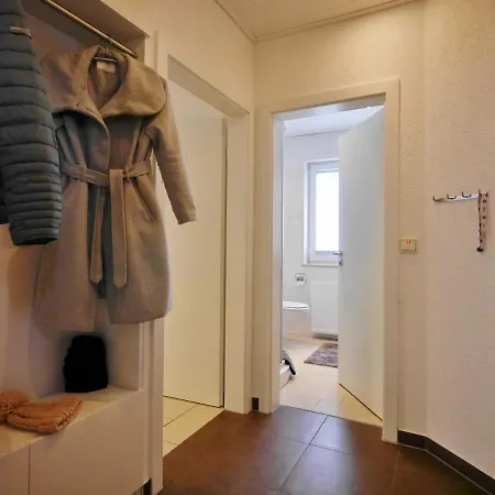 Nelly Am Kurpark Apartmán *